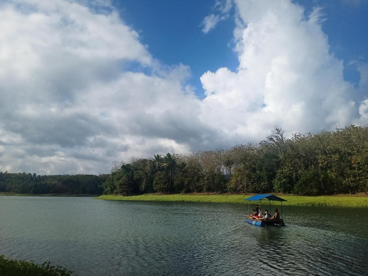Taman Wana Resort Palasari Negara  Экстерьер фото
