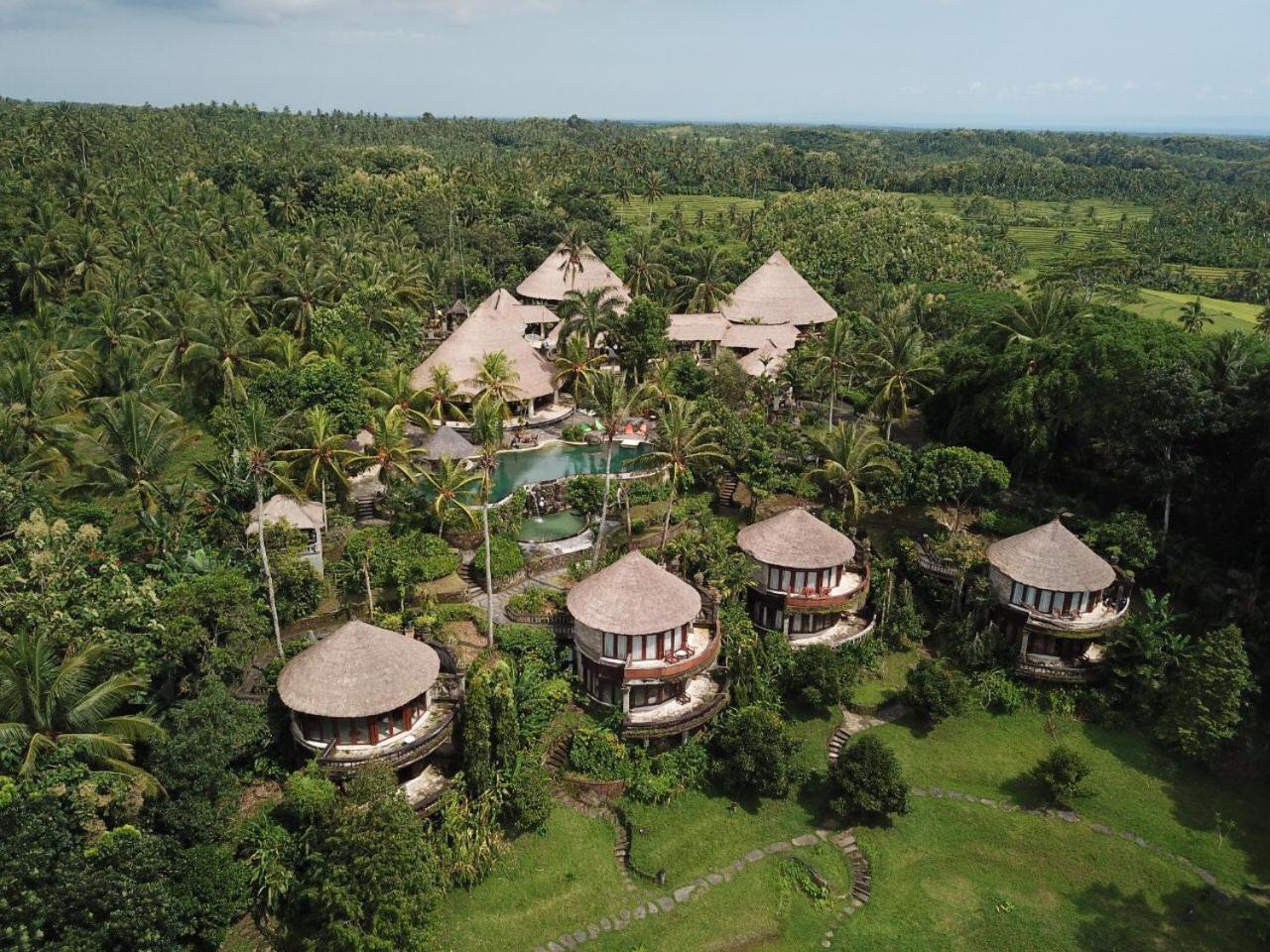 Taman Wana Resort Palasari Negara  Экстерьер фото